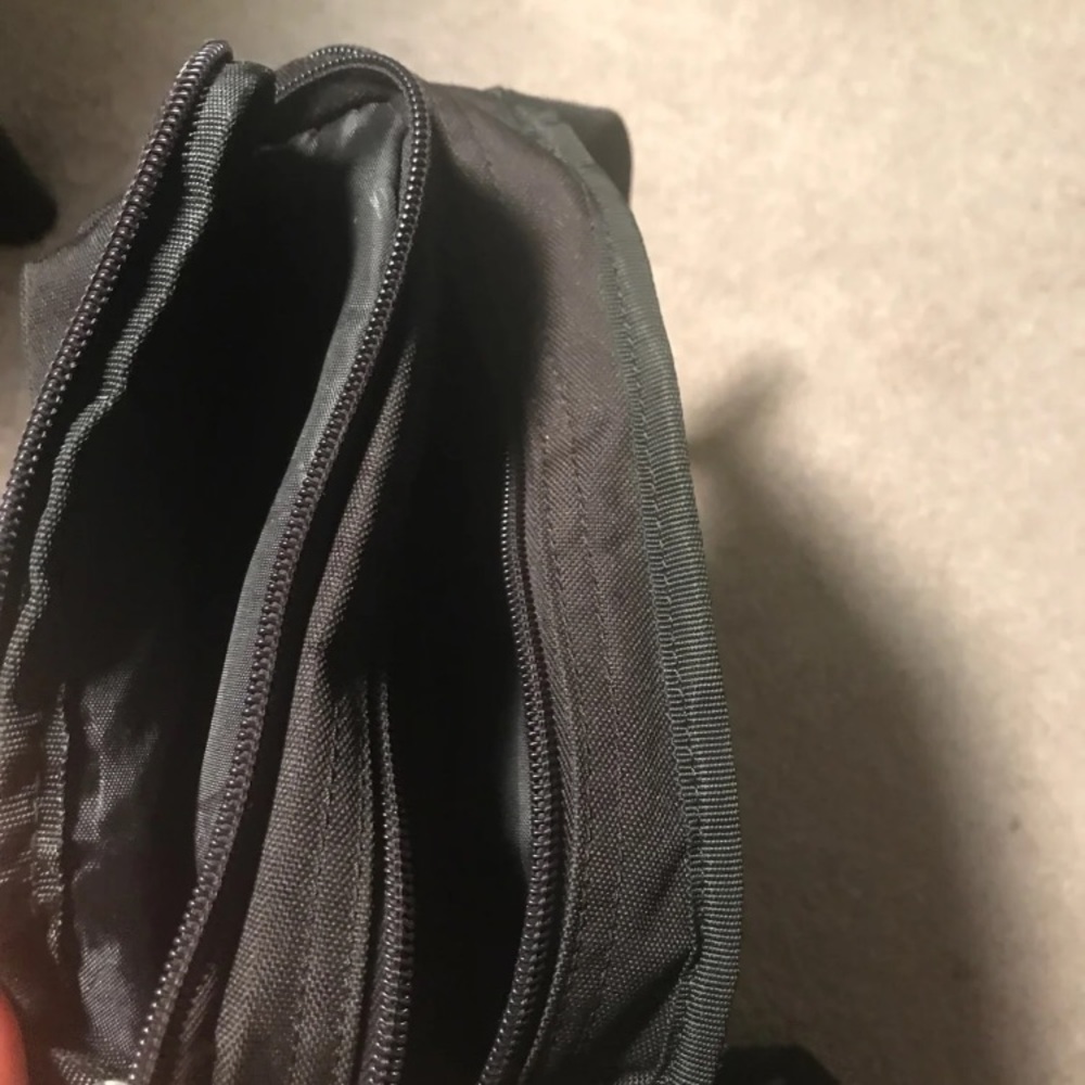 Fanny pack - Picture 2 of 4